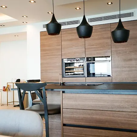 アパート Riviera Paradise Sea View Pool Beachfront