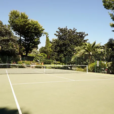 Riviera Paradise Sea View Pool Beachfront アパート *