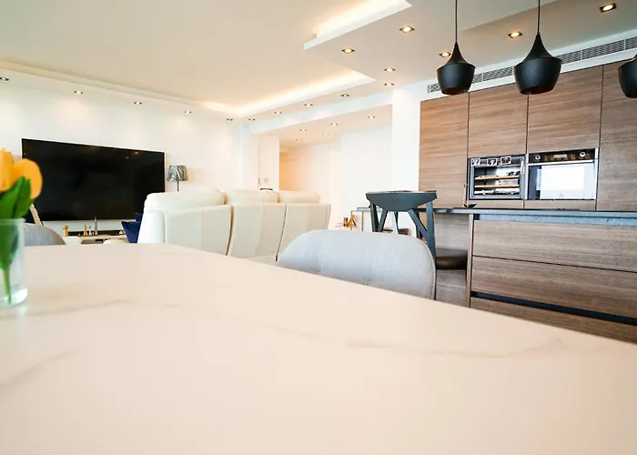 شقة Riviera Paradise Sea View Pool Beachfront فالوريس