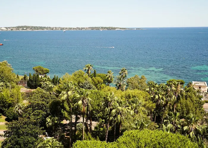 Riviera Paradise Sea View Pool Beachfront *